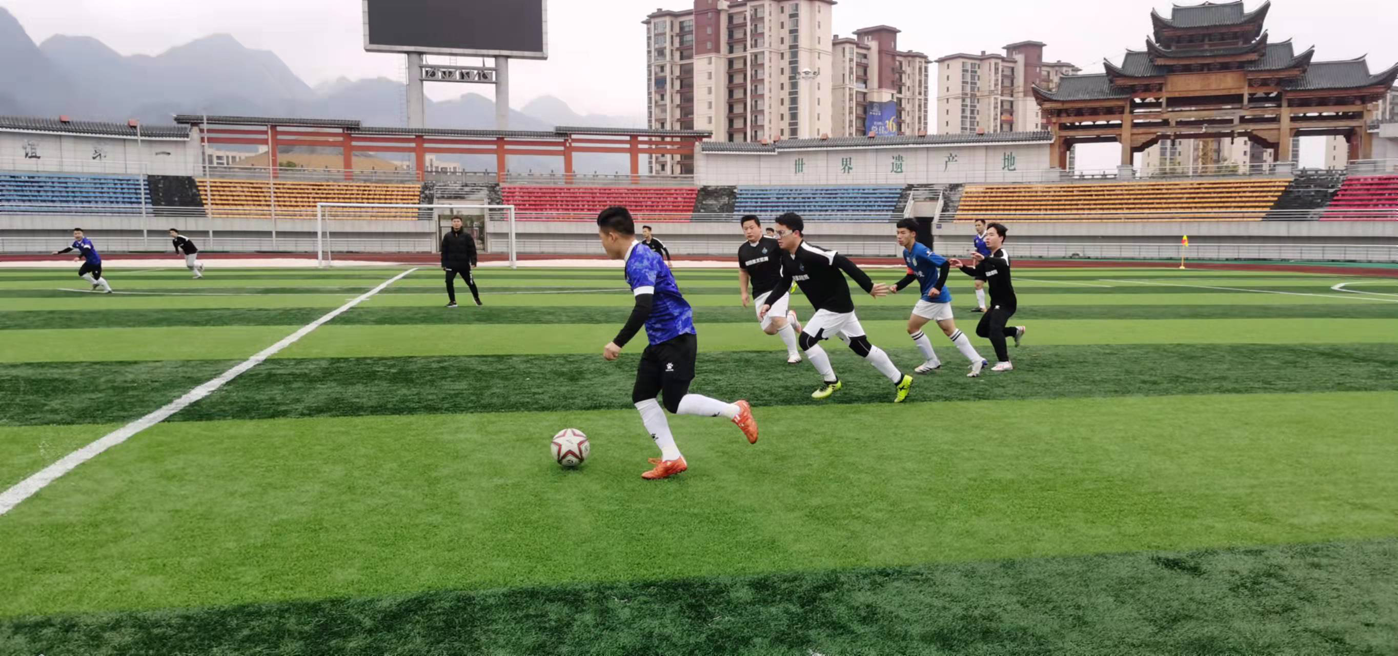 篮球——CBA常规赛：新疆伊力特胜深圳马可波罗.