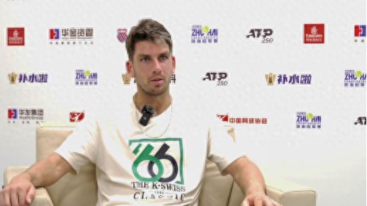 场表现可圈 场表现可圈