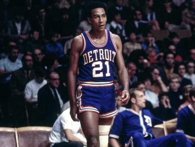 年轻球员无 年轻球员无