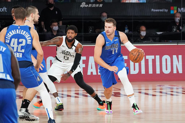 关于服装的 关于服装的