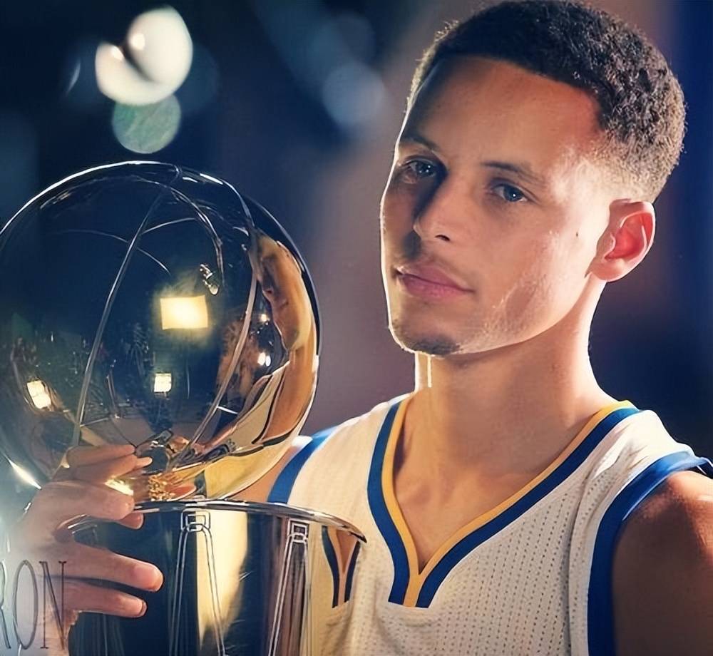 尤为瞩目 尤为瞩目