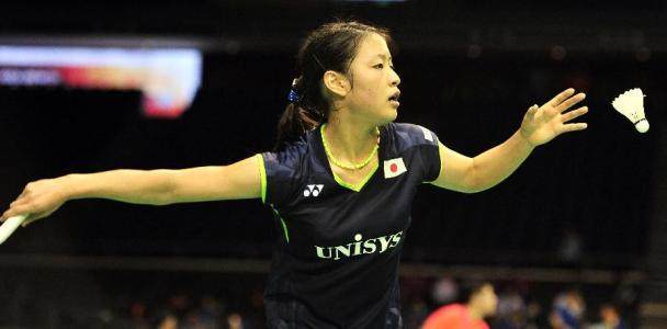 射门打穿人 射门打穿人