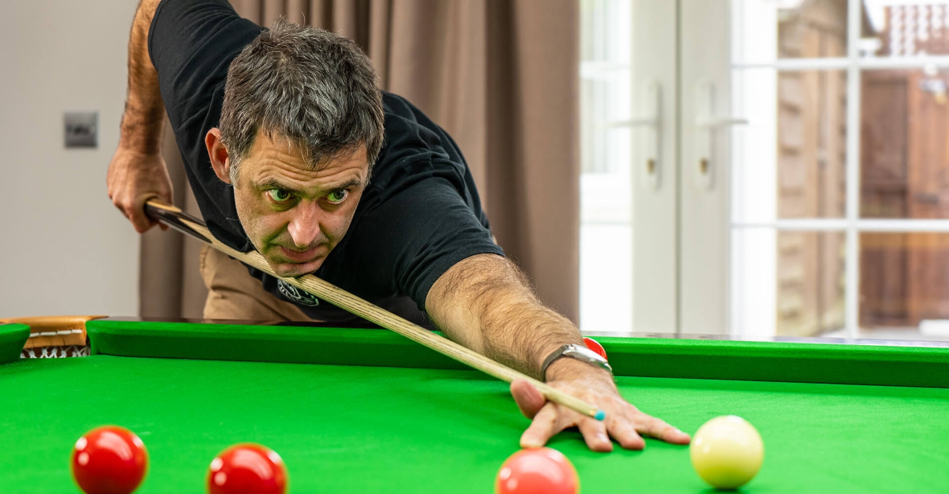 深度筹码（200BB+）下的策略调整：小口袋对子的价值激增。（200BB+超深筹码下的策略优化：小口袋对子价值跃升）